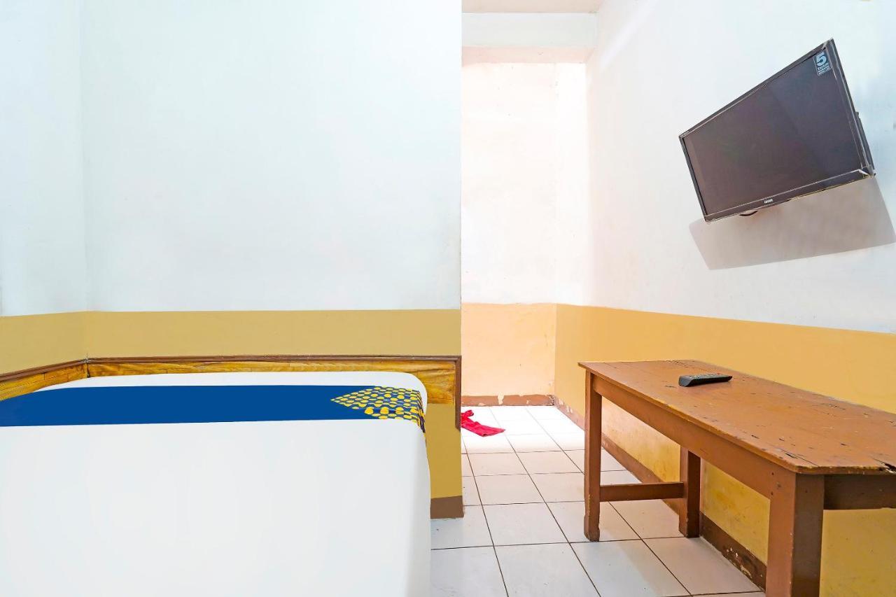 Spot On 91444 Hotel Arimbi Bandung Extérieur photo